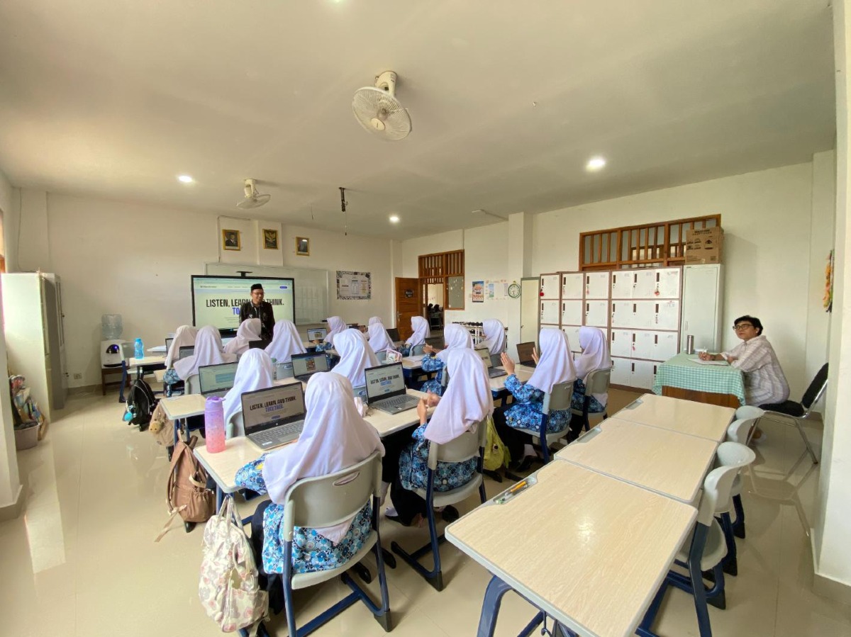 Galeri Selamat Menyandang Akreditasi A SMP Plus Cordova