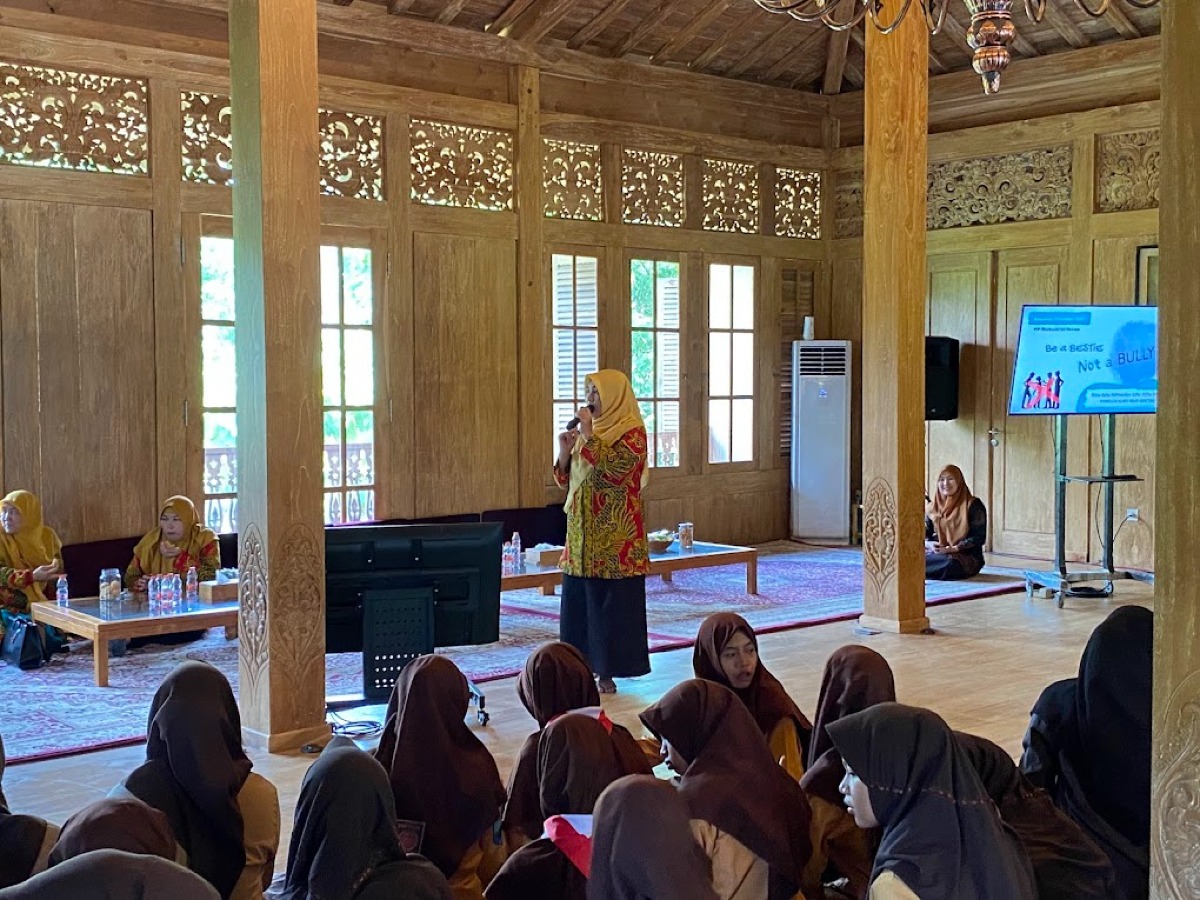 Galeri Hospital Goes to Pesantren 2025